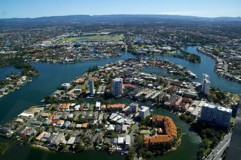 Australia Hotel - gold coast city, canals, houses